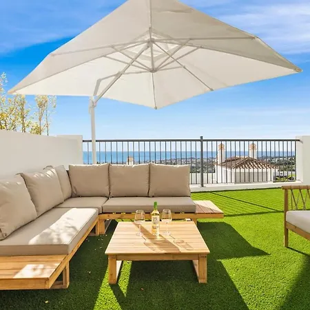 Luxury Family With Breathtaking Views Marbella